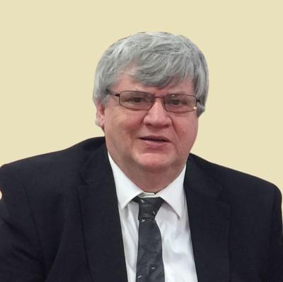 Robert Lusik, MD